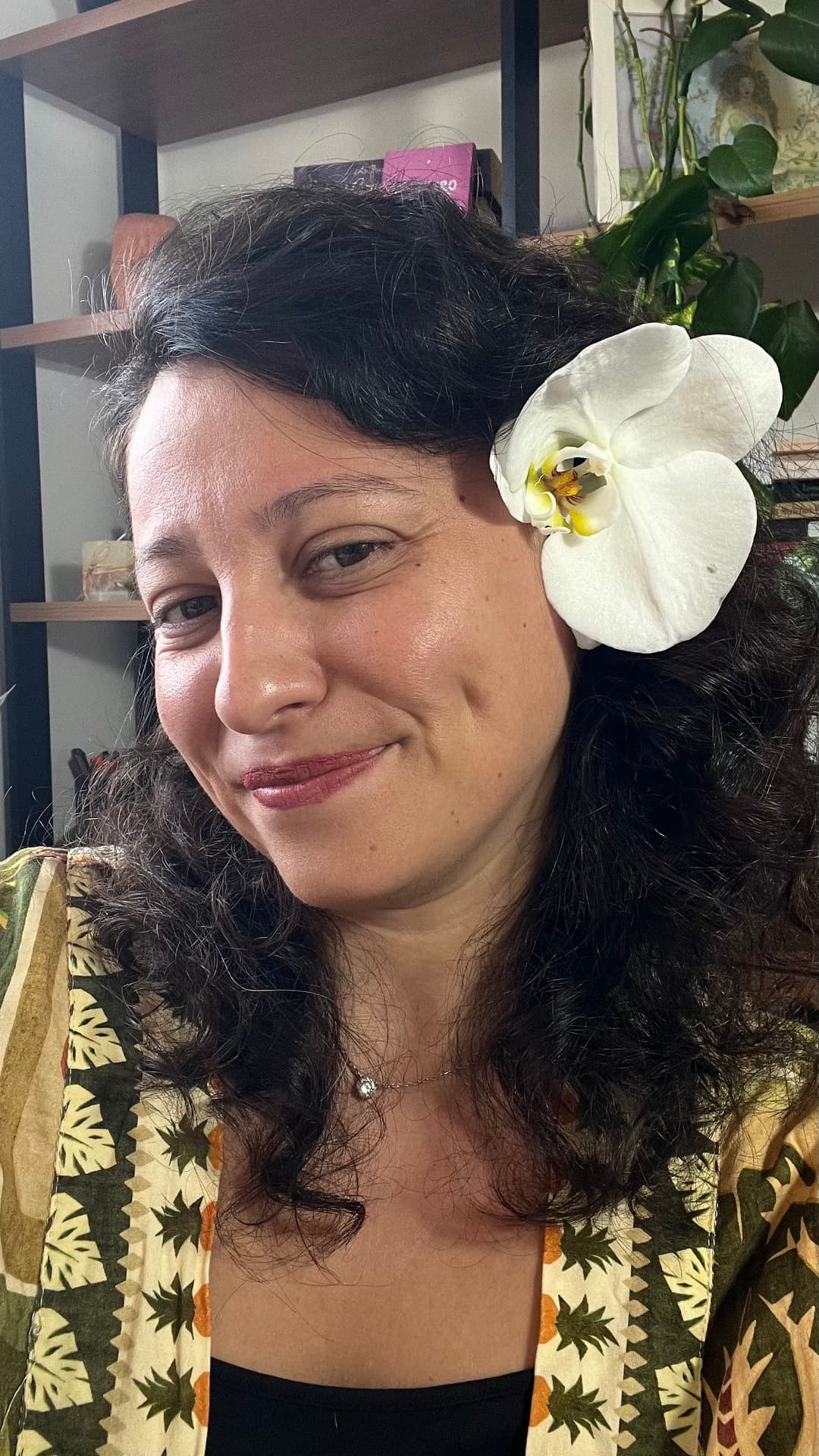 Carol Lana, criadora da Escola Curandeiras de Si